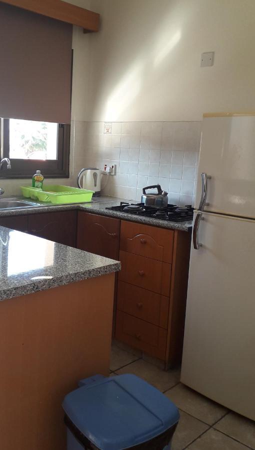 Natasha'S Apartments Paphos ภายนอก รูปภาพ